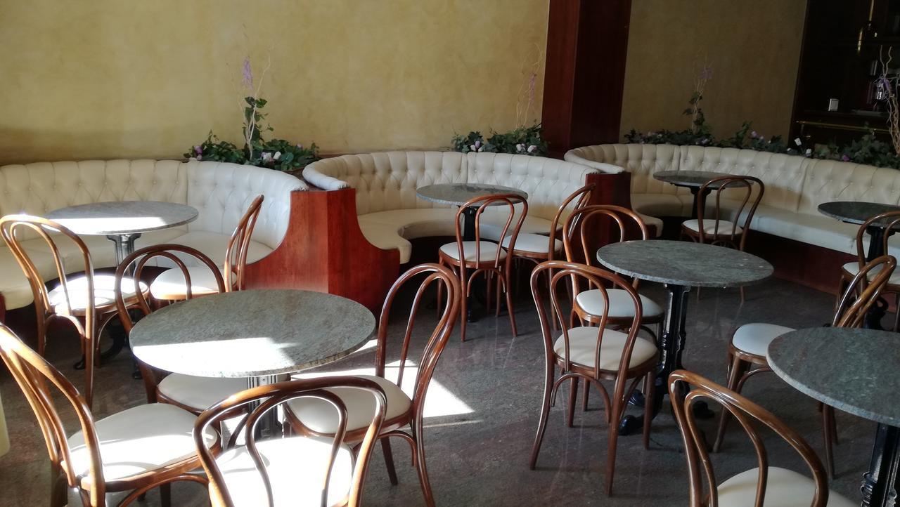 Hotel Antica Quercia Cementara Extérieur photo